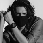 Kartik Aaryan Instagram – WATCHing You WATCHing Me 👀
.
.
@armaniexchange
#AxTime #AxChange #KartikXArmani 🔥