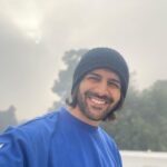 Kartik Aaryan Instagram – सर्दियों में आलू के पराठे हरी चटनी के साथ खाकर , धूप में मगरमच्छ की तरह पड़े रहने में जो सुख है, उसे ही असली सुख कहा गया है! 🧘