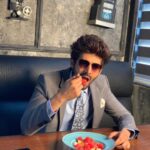 Kartik Aaryan Instagram - Aaj breakfast mein Sabr ka Phal 🍉 khaya Aap logon ne kya khaya?