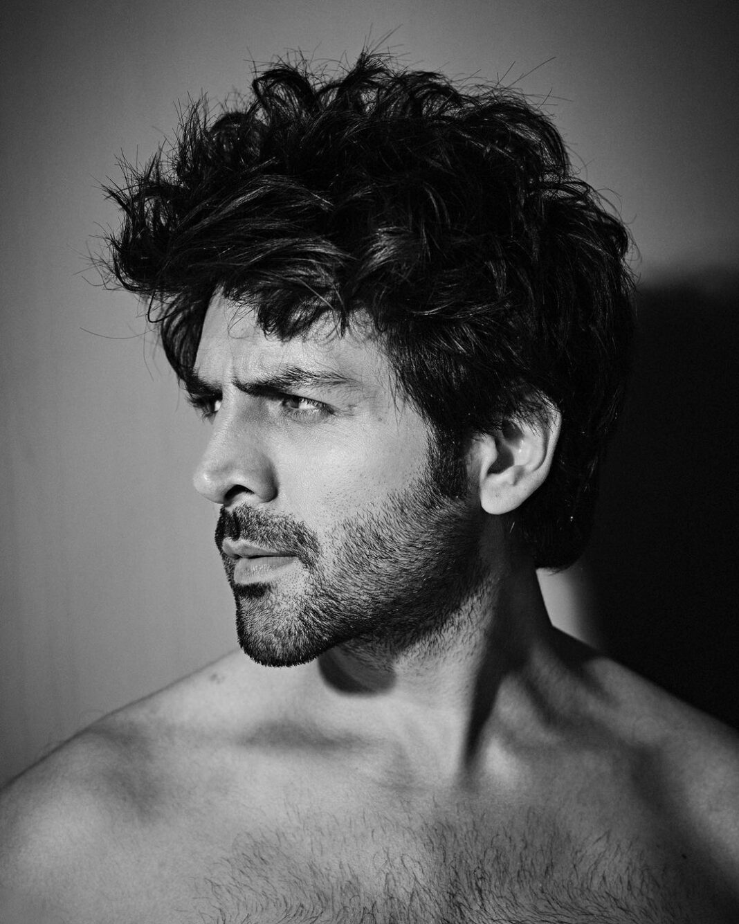 Kartik Aaryan Instagram - Freshly Baked ❤️‍🔥
