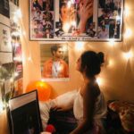 Kartik Aaryan Instagram - Can never be grateful enough. 🙏🏻 As a kid, I used to have @iamsrk sir’s posters . Aur Ab insta ke zamaane mein to see Fans having my posters like this is surreal. It’s Magical !! Truly, to all the fans, I’m missing you guys so much in this lockdown❤️ Thank you Piku... Your love keeps me going ❤️❤️ #Repost @piiku.97 Na chahiye kuch tum se zyada tum se kam nahi ❤ @kartikaaryan 💕 #theonlylove #love #kartikaaryan #fangirl #Bollywood #crush #love