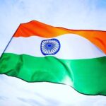 Kartik Aaryan Instagram - They do it for all of us. A big salute to all the brave men who show us what real sacrifice means. Thank you for protecting us 🙏🏻🙏🏻 May the families of martyred heroes be blessed with immense strength. Jai Hind 🇮🇳 Jai Jawan