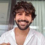 Kartik Aaryan Instagram - My #OneWishForTheEarth is so simple anyone can help make it true! Especially in this Pandemic Great initiative @bhumipednekar 👏🏻😊 Happy World Environment Day! 🌏
