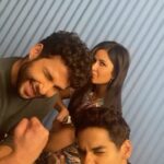 Katrina Kaif Instagram - Back with my ☎️ 👻 boys ………….🌺🌺