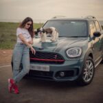 Keerthy Suresh Instagram – Weekend with both my mini’s 📸

#KandNyke #NykeDiaries