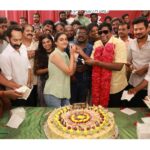 Keerthy Suresh Instagram - Super happy to wrap up #Maamannan along with Vaigai Puyal Vadivel sir's birthday 🥳 Happy Birthday sirrr Thank you for this incredible journey @udhay_stalin, @mariselvaraj84, #FahadhFaasil, #Vadivel sir, @thenieswarcinematographer and Team 🤗♥️