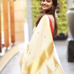 Keerthy Suresh Instagram - ഹൃദയം നിറഞ്ഞ ഓണാശംസകൾ! 🌸 #OnamVibes #Maamannan