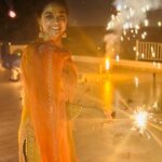 Keerthy Suresh Instagram - Diwali’ 2022 🎇🪔✨❤️ #HappyDiwali
