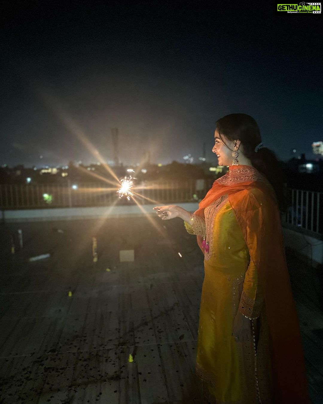 Keerthy Suresh - 1.4 Million Likes - Most Liked Instagram Photos