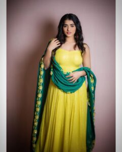 Ketika Sharma Instagram - And the promotions for Ranga Ranga Vaibhavanga begin ❤️🤗 Outfit - @varuni_couture Photography - @they_call_me_keshu Stylist - @sandhya__sabbavarapu Styling team - @team_sandhya @rashmi_angara @thumu_bhavana @sirichandana_medi Hair and makeup- @makeuphairbyrahul #rangarangavaibhavanga #rrv #promotions #begin #styled #anarkali #gorgeous #colours #ethnicwear #gratitude #loveandlight