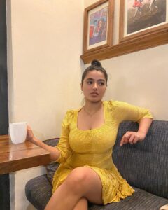 Ketika Sharma Instagram - Cafes and coffees make me a happy girl ☕️

📷- @shazzalamphotography 🙃

#yellow #skaterdress #mood #coffeelover #coffee #is #life #goodvibes #grateful #loveandlight