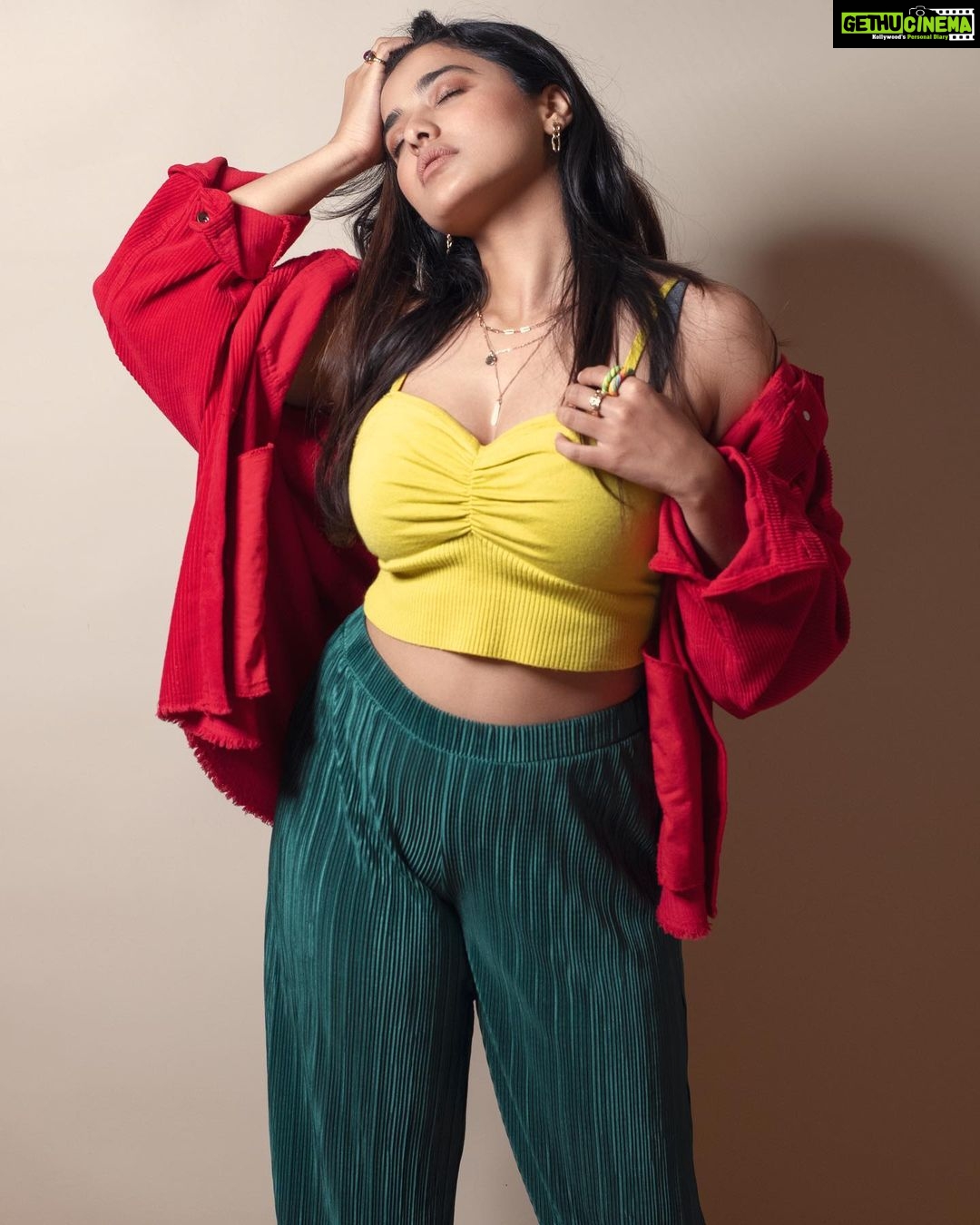 Ketika Sharma Instagram - Prefer living in colour #3 Styled by @rashmitathapa Photographed by @deepaksurya.fotografia #colourblock #series #3 #gratitude #loveandlight