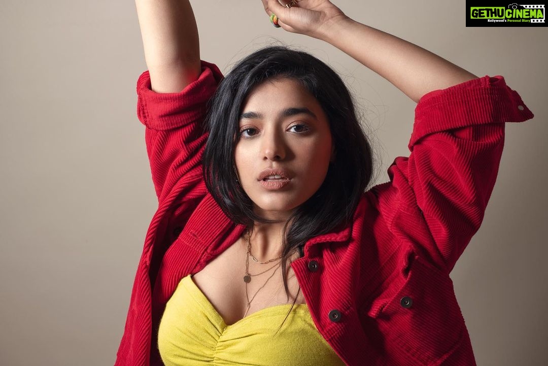 Ketika Sharma Instagram - Prefer living in colour π§ββοΈ Styled by @rashmitathapa Photographed by @deepaksurya.fotografia #colourblock #on #fleek #mood #vibing #strong #grateful #lakshya promotions #tb #ootd #loveandlight