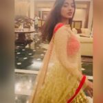 Ketika Sharma Instagram - A little Golden , A little Filmy 💁🏻‍♀️ #throwback #goodtime #gold #red #fav #combo #filmy #ladki #forever #mood #instavideo #everygreen #bollywoodsongs #vibes #instagood #gratitude #loveandlight