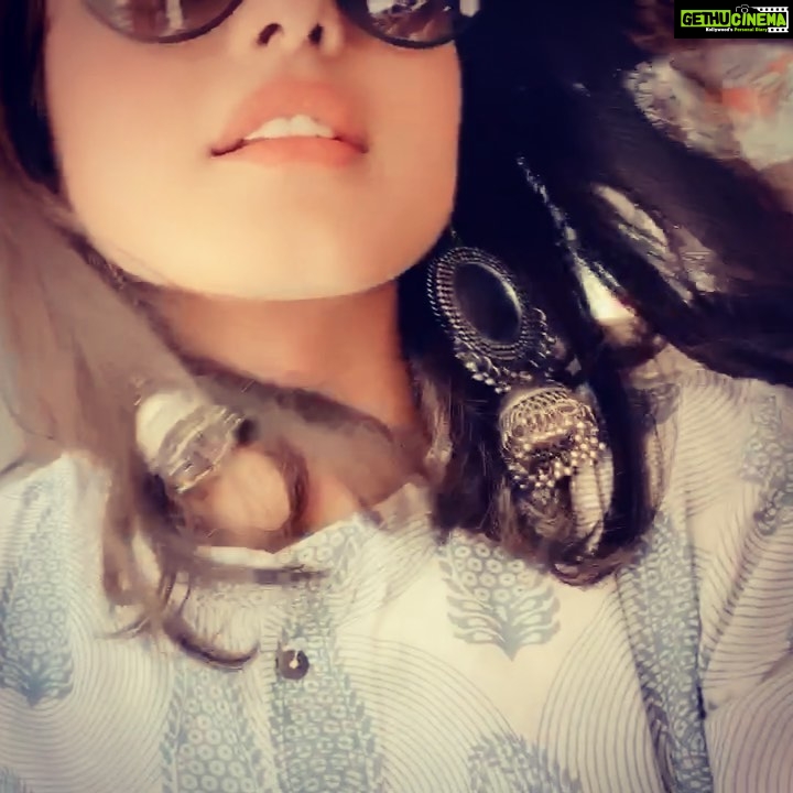 Ketika Sharma Instagram - Jhumkas with sunglasses - ISSA MOOD 🌟 #tb #random #just #sunglasses #shades #blinders #jhumkas #earrings #mood #vibe #throwback #sunday #feels #be #like #grateful #loveandlight