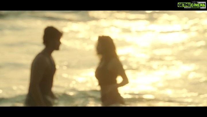 Ketika Sharma Instagram - Happy Valentines Day everyone 😍 Swim in the ocean of Love on this #Valentines day with the Glance of #Romantic. 👉https://youtu.be/lC0A5qPyAKU Releasing this May29th. @actorakashpuri @ketikasharma Produced by @purijagannadh @charmmekaur Directed by @anil.paduri Music #SunilKashyap @puriconnects #PCfilm