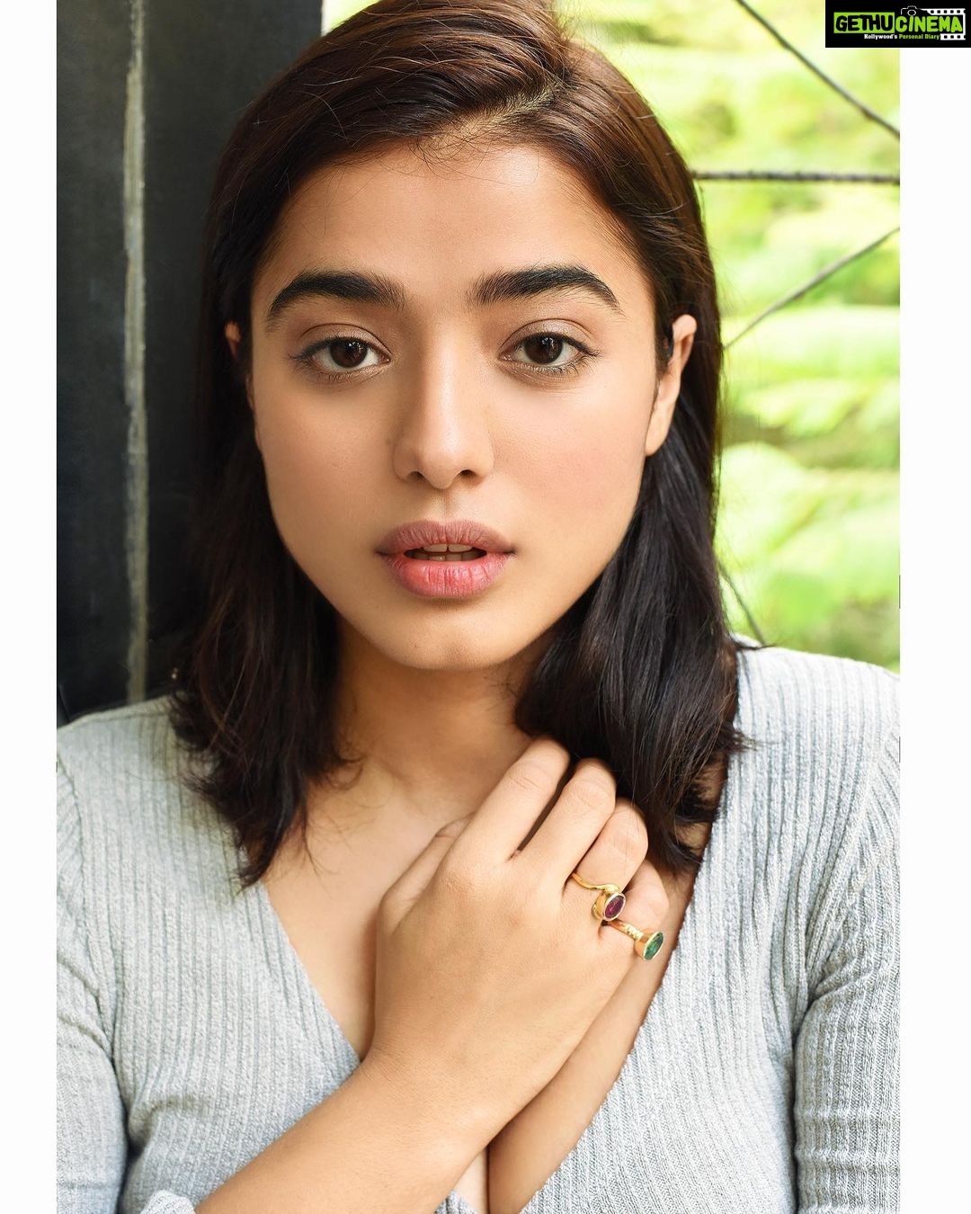 Ketika Sharma Instagram - Characters , Mysteries , Stories ! 📸- @shazzalamphotography #grey #shade #betweenthelines #beauty #character #shot #sleekhair #pulled #behind #ears #portrait #story #eyes #talk #fresh #gratitude #loveandlight
