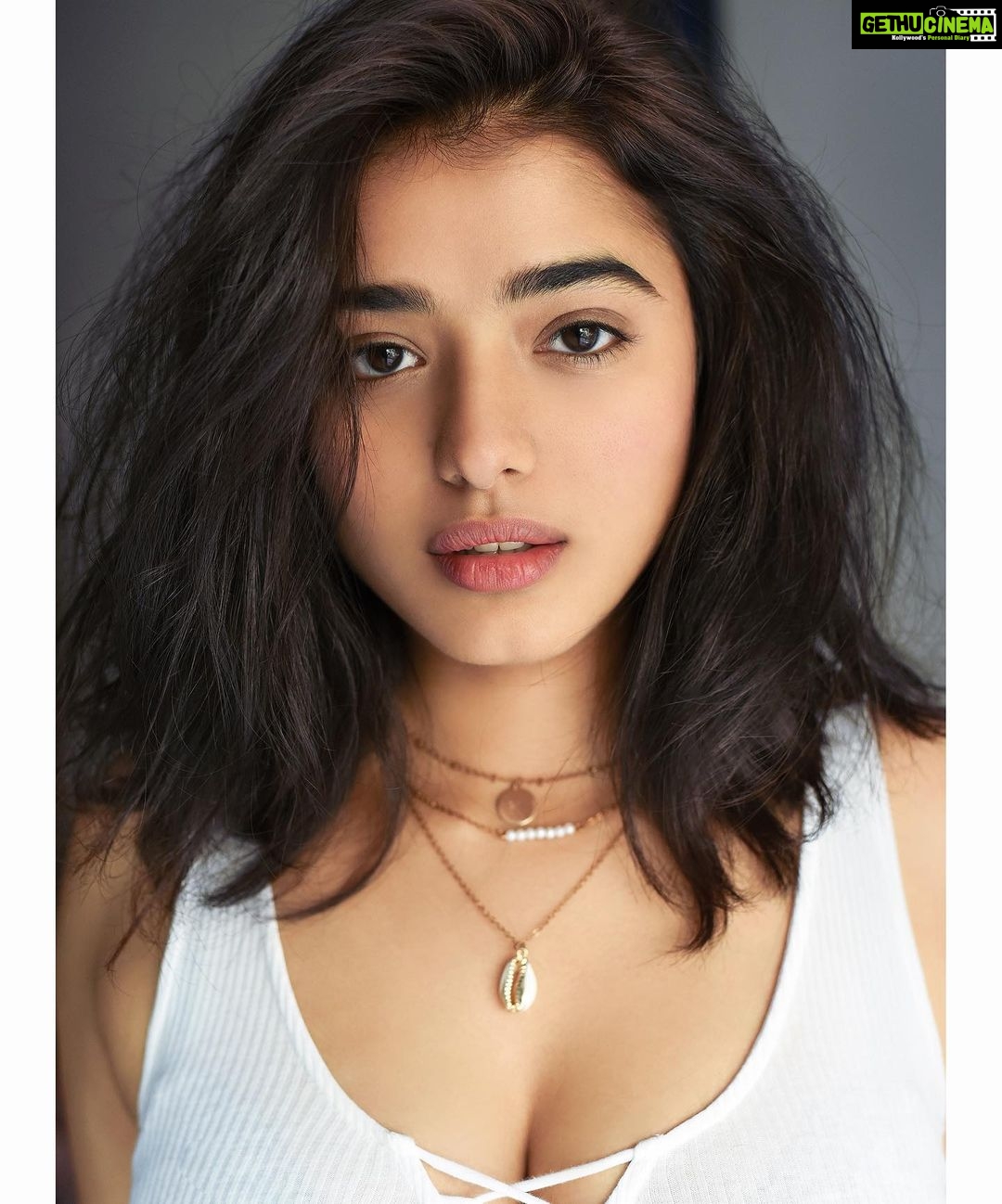 Ketika Sharma Instagram - Hello January , 2020 ❤️ 📸- @shazzalamphotography #january #portrait #shoot #excited #determined #focused #natural #look #white #rough #hair #happy #positivevibes #godbless #loveandlight