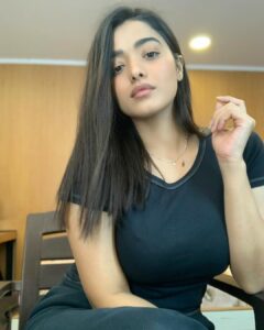 Ketika Sharma Instagram - You are entirely up to you 🦋 P.S - long time everyone ❣️ #selfiesunday #selflove #blackonblack #mood #vanitydiaries #selfportrait #simplicity #gratefulheart #loveandlight