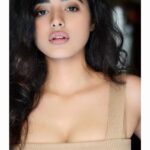 Ketika Sharma Instagram - Black and white or colour ? 📸- @shazzalamphotography 🔥🔥 #dual #closeup #beauty #portrait #blackandwhite #colour #shadesofnude #ombre #lipshade #lovely #shot #throwback #lovethis #loveyourself #gratitude #grateful #loveandlight