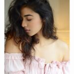 Ketika Sharma Instagram - “I’m sorry I don’t have the time to hate you or dwell on our past , I’m too busy watering my flowers and making sure they get enough sunlight to grow .” - ROBERT.M.DRAKE @rmdrk 📸- @shazzalamphotography 🔥🌸 #rmdrake #love #his #quotes #selfcare #selflove #growth #positivity #selfnurture #portraitphotography #nudepink #my #soul #colour #happysunday #gratitude #grateful #loveandlight