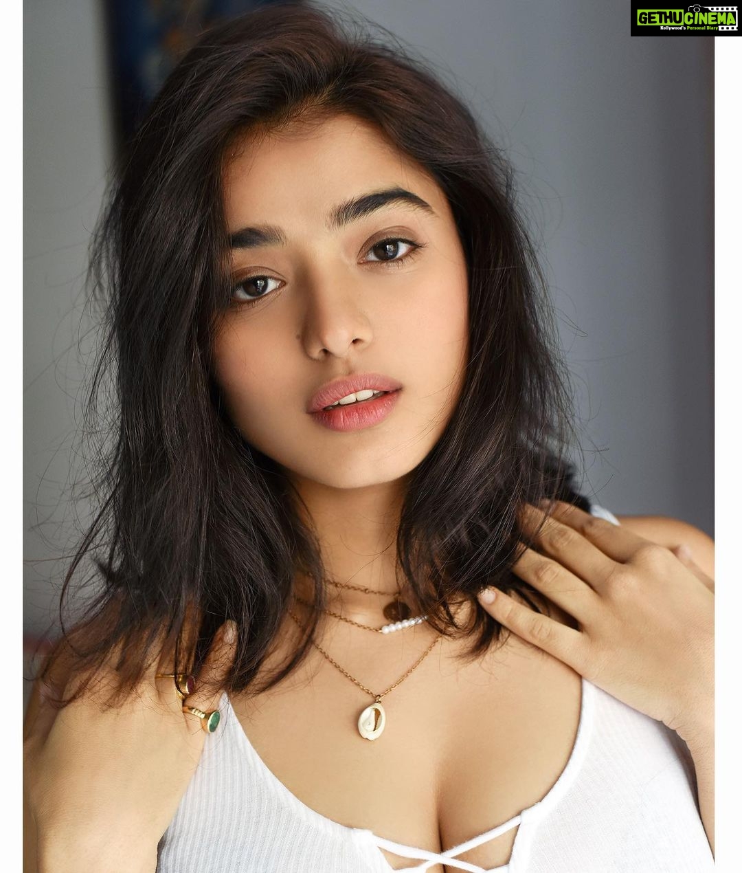 Ketika Sharma Instagram - All in a flow . Tb to one of my favourite series by @shazzalamphotography #portrait #favorite #series #first #of #the #month #quarantine #throwback #white #for #peace #love #positivity #loveandlight #grateful #stayhome #staysafe #eatwell #restwell #loveyouall