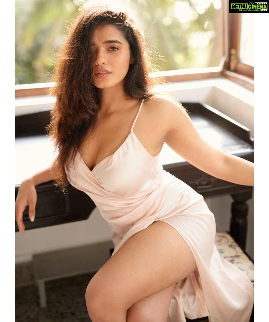 Ketika Sharma Instagram - Fresh π πΈ- @farrokhchothia ( FC you π§¨) #post #after #long #worth #the #wait #photography #at #its #best #graceful #fresh #raw #natural #satin #dress #love #and #light #postivevibes #grateful Carter Road