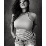 Ketika Sharma Instagram - Had to start June with this incredible shot by the fabulous @farrokhchothia ❤️ ( FC you’re mind blowing 🙏🏼) happy month everyone 🕊 #blackandwhite #june #firstpost #bythebest #newmonth #new #resolution #willpower #determination #positivevibes #loveandlight
