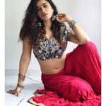 Ketika Sharma Instagram - Into the weekend like 🔥 📸- @shazzalamphotography #choli #lehenga #shoot #nosepin #earrings #jhumkas #indian #attire #love #ethicity #real #wavyhair #raw #look #theme #shoot #gratitude #loveandlight #positivevibes
