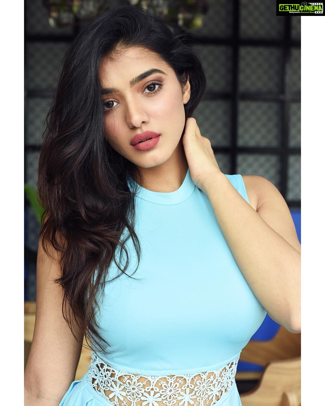 Ketika Sharma Instagram - Happy women’s day to all of you 📸- @shazzalamphotography 🔥 #portraitphotography #mood #boad #candid #instagood #women #day #post #empower #light #love #encourage #appreciate #be #grateful