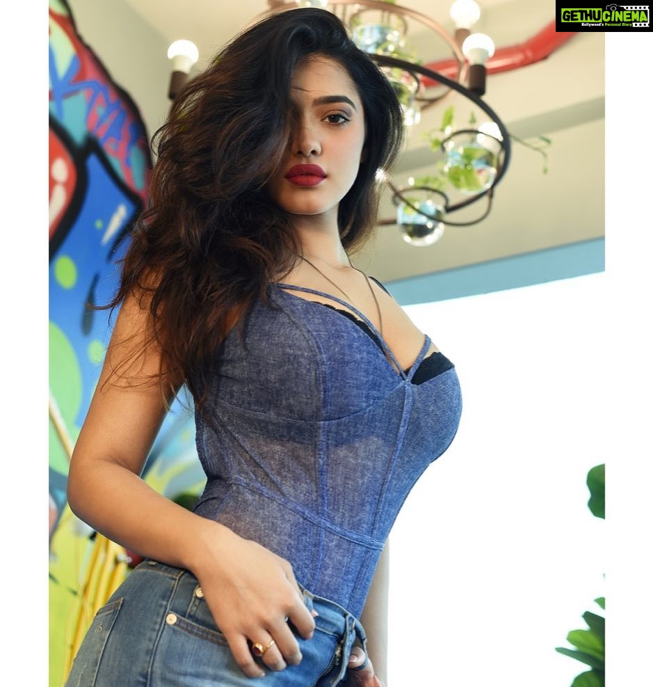 Ketika Sharma Instagram - Wowzaaaahhhaaaaa 😍 clicked by @shazzalamphotography #denimondenim #bodysuit #blueandred #new #fav #hair #flick #my #thing #instagram #love #photooftheday #instagood #beautiful #photography #happy #loveandlight Innov8 Coworking Kurla