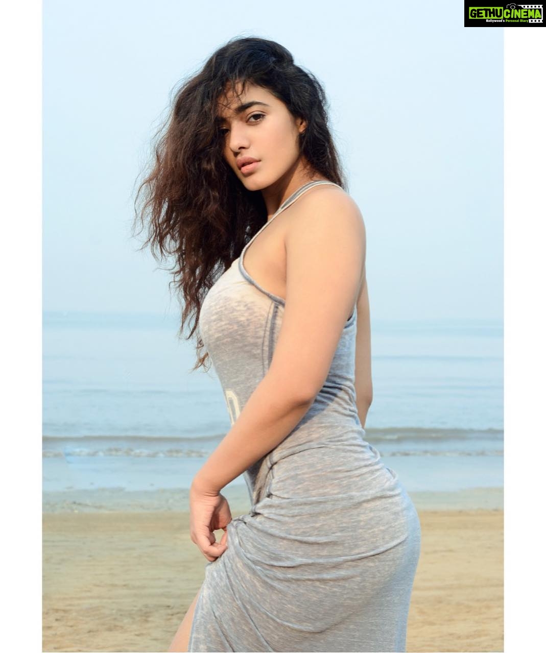 Ketika Sharma Instagram - You talking to me ? 📸- @shazzalamphotography #instaphoto #natural #mumbai #beach #early #morning #shoot #throwback #instacool #grateful #always #tuesday #loveandlight