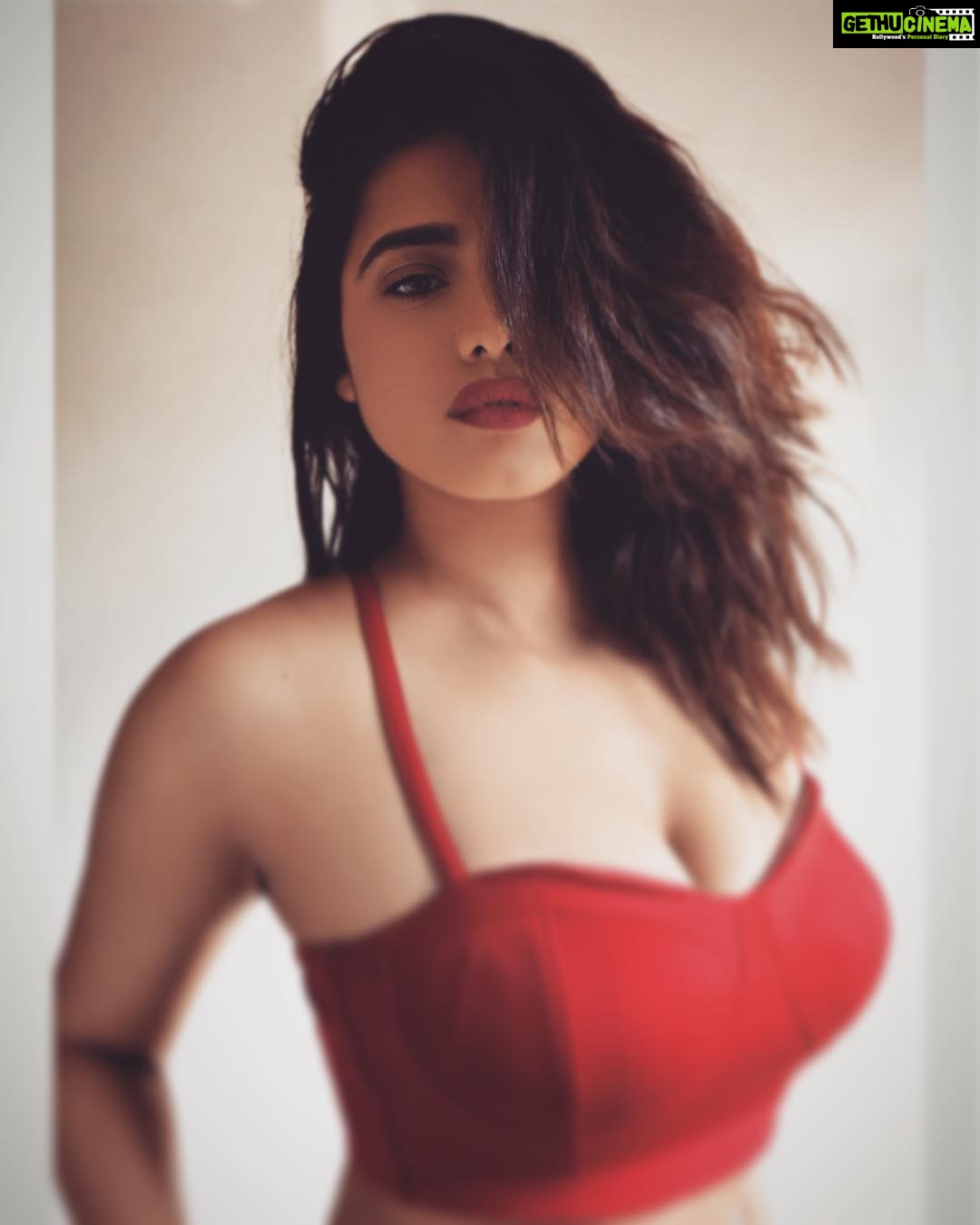 Ketika Sharma Instagram - Feisty and fierce 🔥 📸- @shazzalamphotography #fav #picture #positivevibes #always #loveandlight #gratitude #above #all