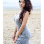 Ketika Sharma Instagram - And lets WELCOME NOVEMBER ❤️with the click of none other than @shazzalamphotography ( you're fab ! ) #beachbaby #mumbai #early #morning #shoots #bestwishes #positive #energy #always #love #light #fullpower #gratitude
