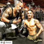 Ketika Sharma Instagram - Couldn't help myself from sharing this post ! #repost @therock (@get_repost) ・・・ Power of choice. Think about this one for a second.. @nicksanto534 was born with one arm and no legs. In his mind, there's nothing he can't do... and he's right. He's right because he does everything he sets his mind to. Competed as an amateur wrestler, motivational speaker, trains like a beast and today (Sat 9/23) he competes in his first bodybuilding contest. We chatted after my workout about the power of choice. He said, I could've been pissed at the world for being born like this, but instead I choose to live life to the fullest, be happy and crush everything I put my mind to and hopefully, I can inspire people to do the same. Yes sir. Life deals us cards on a daily basis, but we always get to decide how we're gonna play 'em. Keep crushing life my man and keep inspiring all those around you. Including me. #PowerOfChoice