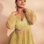 Ketika Sharma Instagram - The art of eye contact 💚 Styled by @rashmitathapa Wearing @apekshathelabel Earrings @spillthebead Styling team @aishwarya128 Shot by @arifminhaz Photo Asst @thejaswitanneru #loveandlight #styled #tb #collab