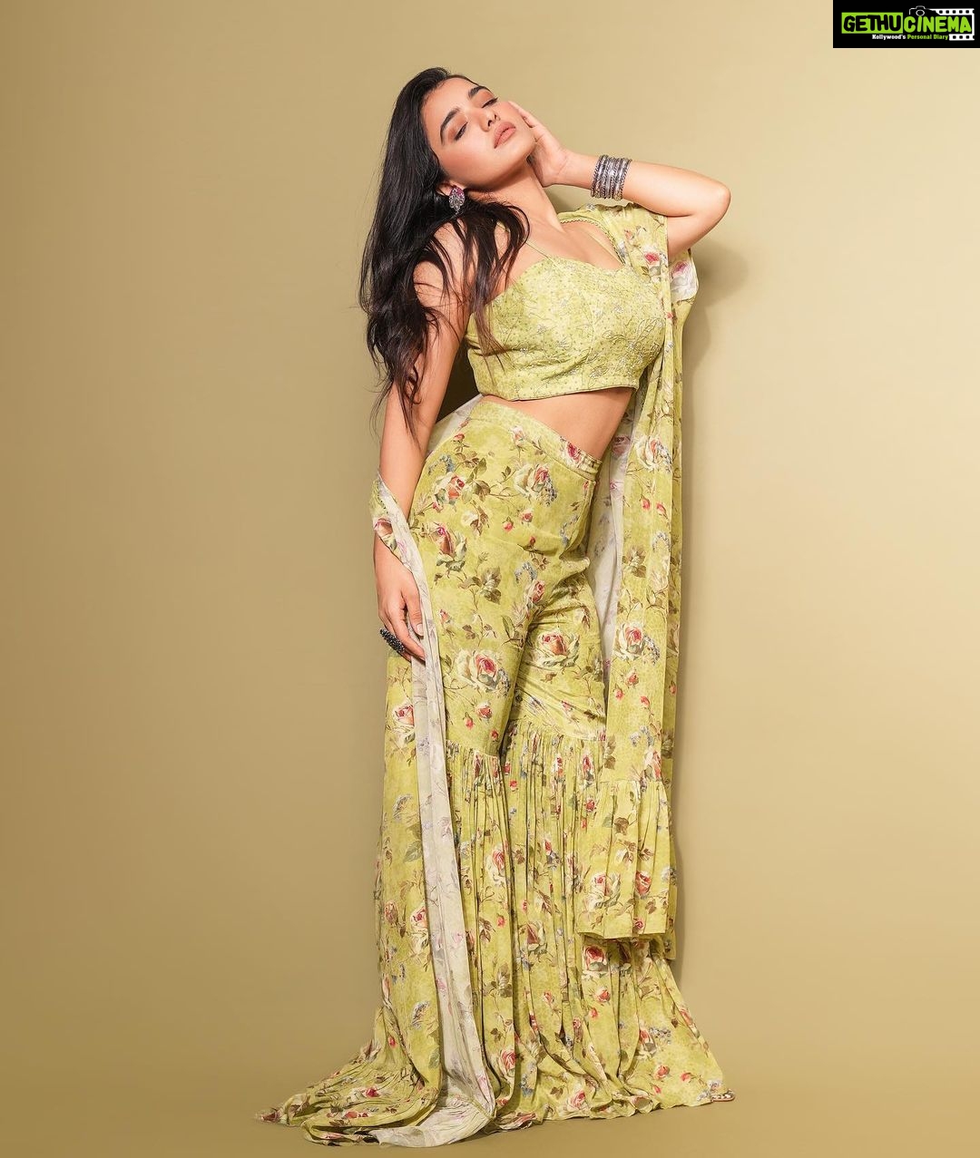 Ketika Sharma Instagram - She’s one with the wild butterflies 🖤 Stylist- @dilesha_shafa Outfit - @perniaspopupshop Hyderabad Designer- @kalista.official Jewellery- @thetrinkaholic Photographer - @shareefnandyala Makeup and hair - @thimmappa180 #green #my #promotions #vibe #and #colour #for #rangarangavaibhavanga #cool #quirky #outfits #styled #fun #stuff #gratitude #loveandlight