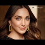 Kiara Advani Instagram – Absolutely in love with @lenskart @aqualens.in colored contact lenses and how it makes my eyes pop! I cannot wait for you guys to get #festive ready in your favourite pair and be the ⭐ of every party! #Lenskart #Aqualens #SlipOnGlamOn #ad