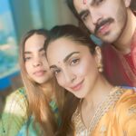 Kiara Advani Instagram - Happpppy Diwaliiii🪔💛