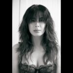 Kirti Kulhari Instagram – #portraits 🖤
Something about them …

The Team :-
Styling @radhikamehra 
Assisted by @foram_kubadia 
HMU @nidhiagarwalmua 
 📸 frontrowgypsy ❤️