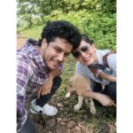 Kirti Kulhari Instagram - #babysdayout 💛 Ahhhh it was a hot , humid day and managing him with his motion sickness, the leash ( which is a day old phenomenon ) and making sure he is safe through all the uncharted territory was not the easiest … BUT it surely was the beginning of #theadventures that we will venture into together for a long time to come.. to many more my #HOPE .. And thank u @imitrayan for being such a sweetheart and such a super #supportsystem ❤️