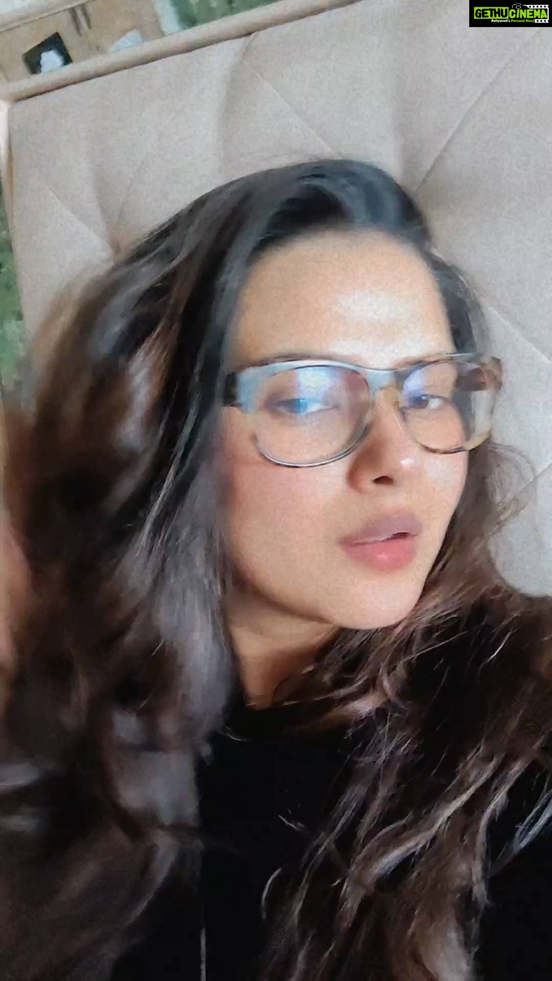Kratika Sengar Instagram - Waise Baat toh bilkul sahi hai🙈