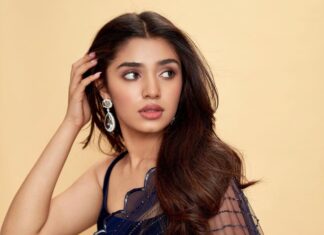 Krithi Shetty Instagram - Love is in the hAIR and the six yards of sheer elegance #saree 💙 • Saree @sawangandhiofficial Jewellery @anayah_jewellery @spiffypublicrelations Styled by @jukalker Styling team @pratimajukalker Shot by 📸 @eshaangirri Hair by @venkymakeupstudio Makeup by @chaks_makeup