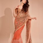 Krithi Shetty Instagram - Happy Diwali 🪔 #diwali #positivevibes • • Saree - @shyamalbhumika Jewellery- @chaahat.fashion.jewellery Styled by - @ashwin_ash1 & @hassankhan_3 Shot by - @adrin_sequeira H & M- @chaks_makeup @venkymakeupstudio