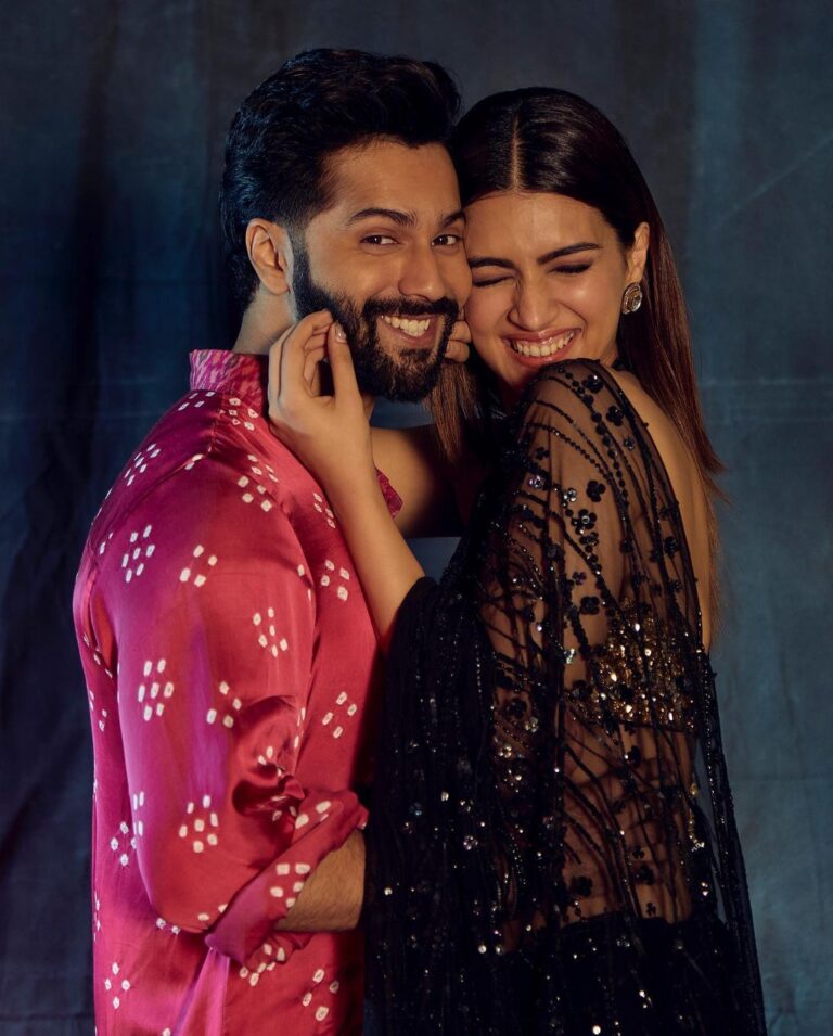Kriti Sanon Instagram - Trying to be “sexy”, “hot” & “cute” all at the same time.. 🤪😉 (swipe) P.S. Last one’s “US” @varundvn 🥰 #BhediyaPromotions