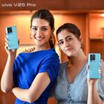 Kriti Sanon Instagram - The new #vivoV25Pro is the perfect combination of two great shades of blue coming together to make a #MagicalPhone​ @nupursanon and I are loving the magical #new #vivoV25Pro​ #vivoV25Pro #MagicalPhone #DelightEveryMoment