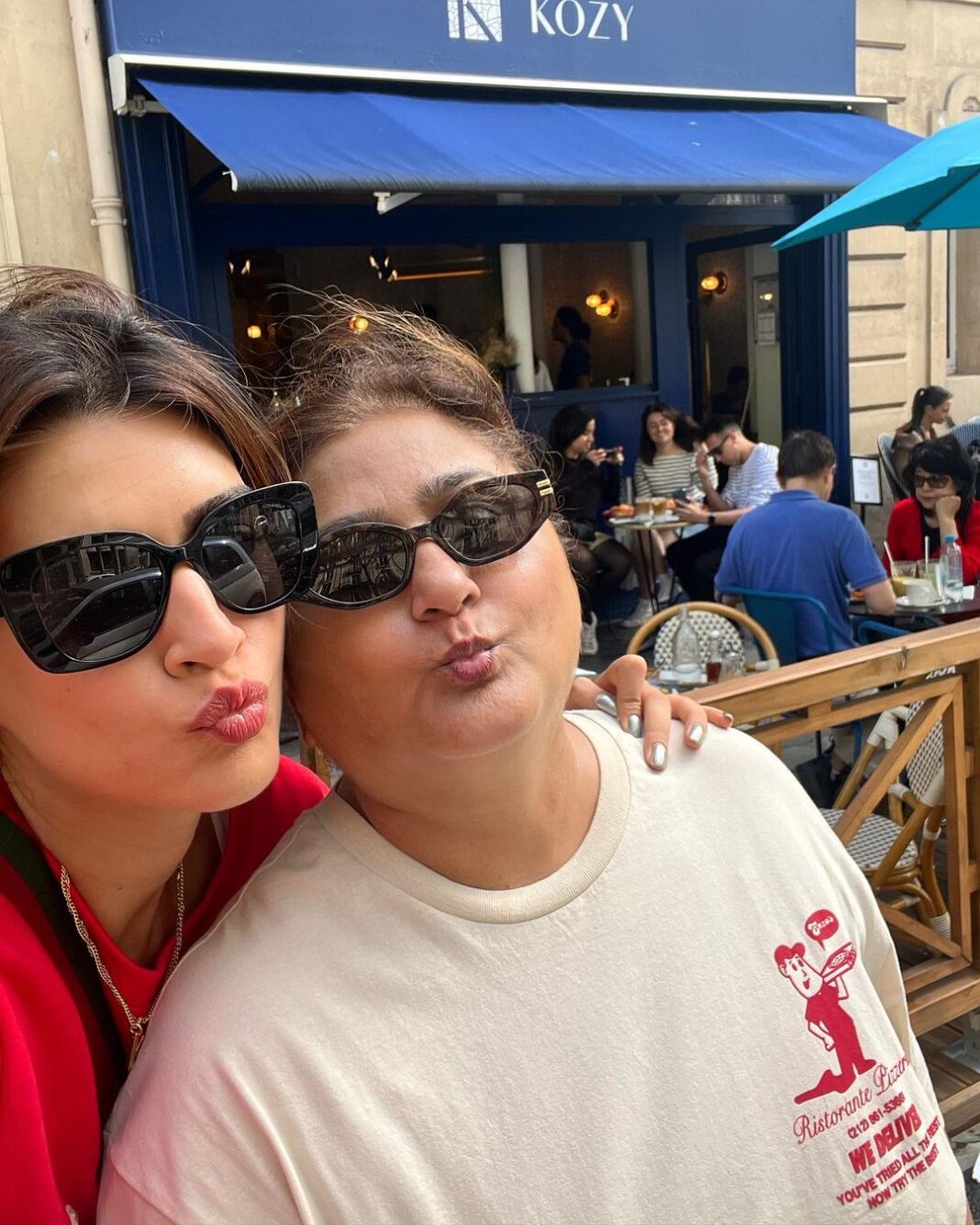 Kriti Sanon Instagram - Bonjour #FranceDiaries 🦋