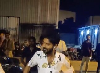 Ma Ka Pa Anand Instagram - #lungiforlife #PrimeReels