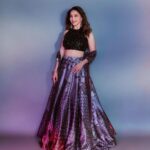 Madhuri Dixit Instagram - What a fun day it was! Presenting to you the first jhalak for Jhalak Dikhla Jaa season 10! 💫 #JhalakDikhlaJaa #JDJ #Season10 #Dance #DanceShow #Thursday #MidweekVibe #ThursdayThoughts