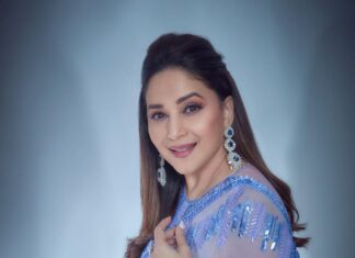 Madhuri Dixit Instagram - Getting ready for the season of love and light! #aboutlastnight #sareelove #diwali #diwalioutfit #diwaliparty #lilac